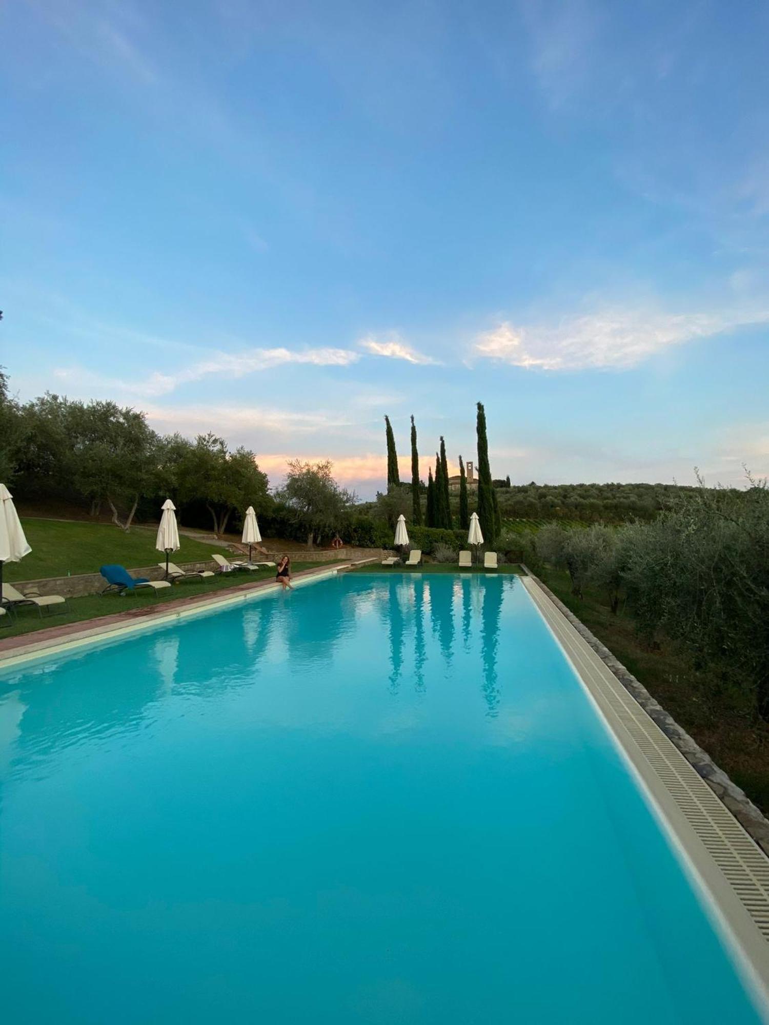 Fattoria Abbazia Monte Oliveto Villa San Gimignano Bagian luar foto